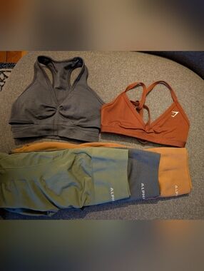 *Alphalete Amplify BIG BUNDLE* + Gymshark (3 Size Sm Leggings, Two Size XS Bras)